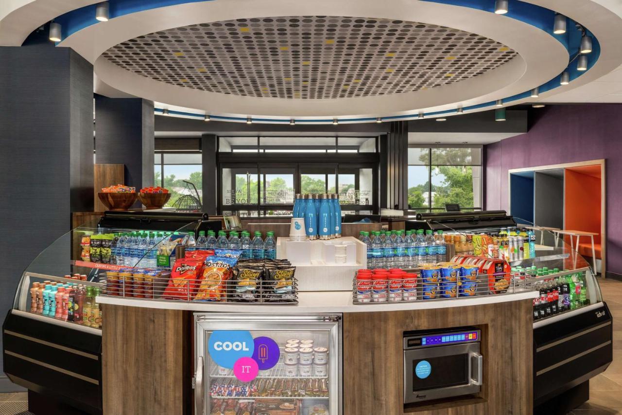 Tru By Hilton Hershey Chocolate Avenue Exterior photo